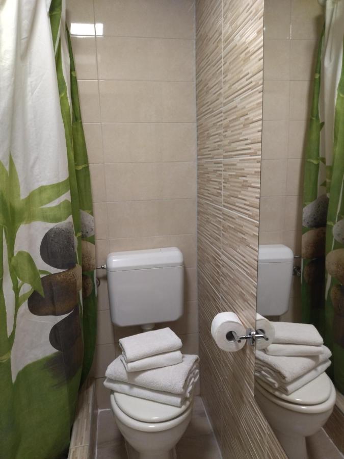 Tiny In Center Stone House Apartman Split